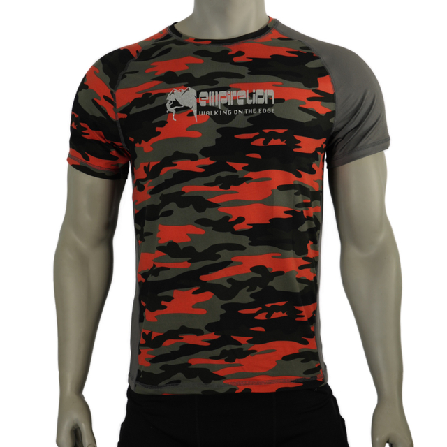 Camiseta de entrenamiento atlético impreso de camuflaios de roca para hombres.