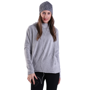 Rendimiento de sudadera con capucha atlética gris femenina